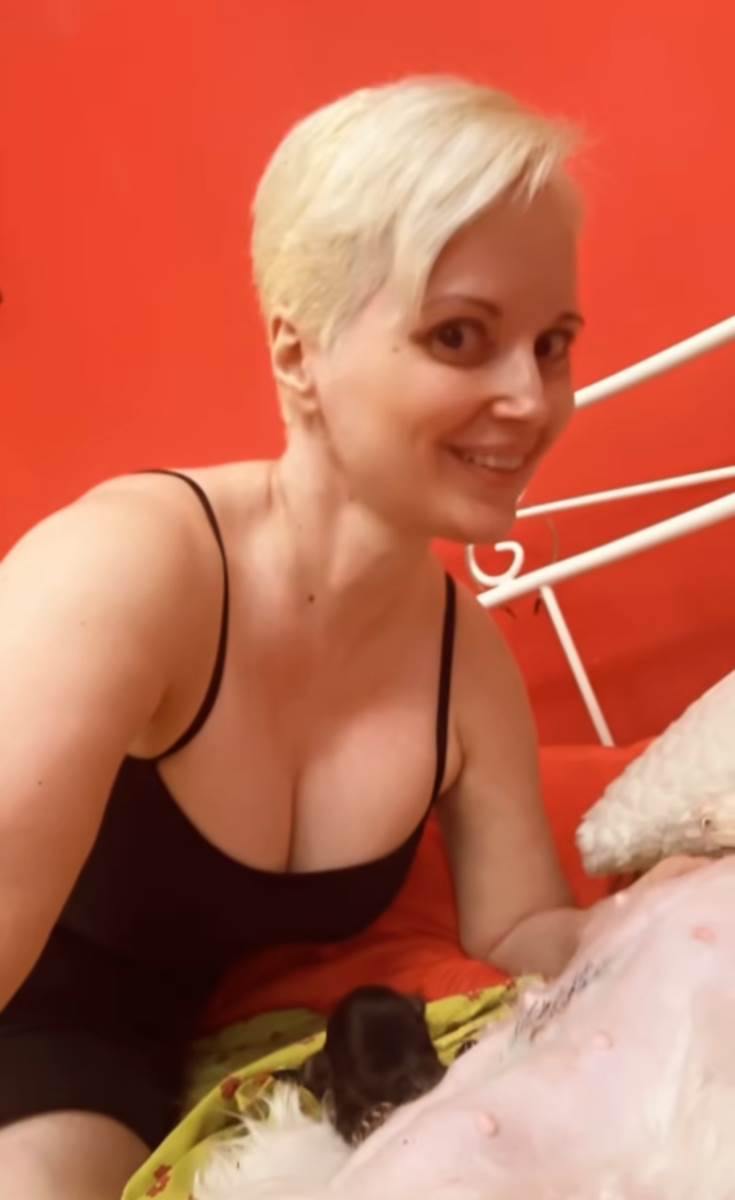 Maja Nikolić kratka kosa