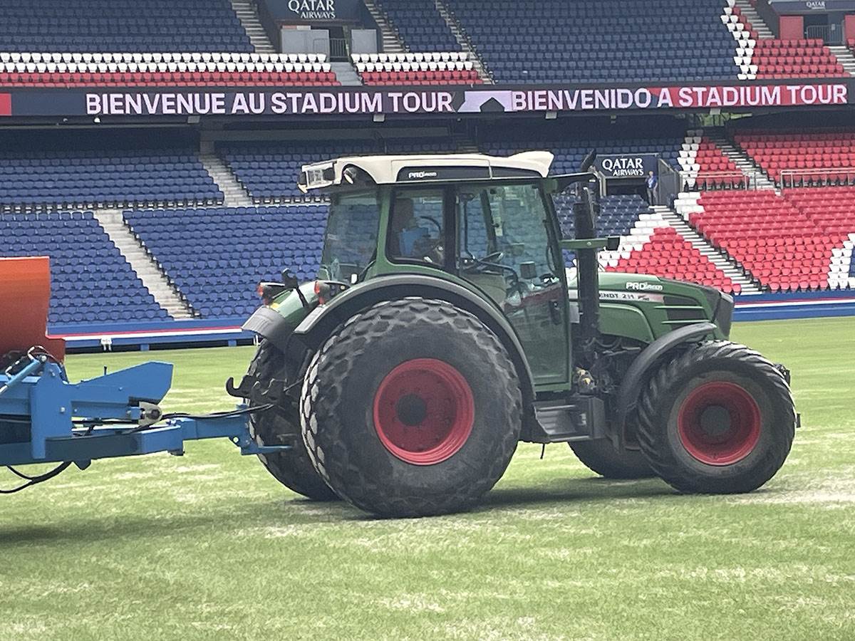 Stadion Pari Sen Žermena (5).jpg