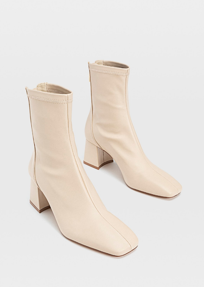 Glomazne čizme u beloj boji