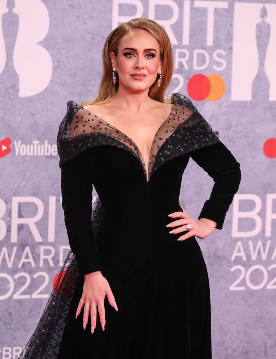 Adel na venčanju Selene Gomez, nikada mršavija nije bila