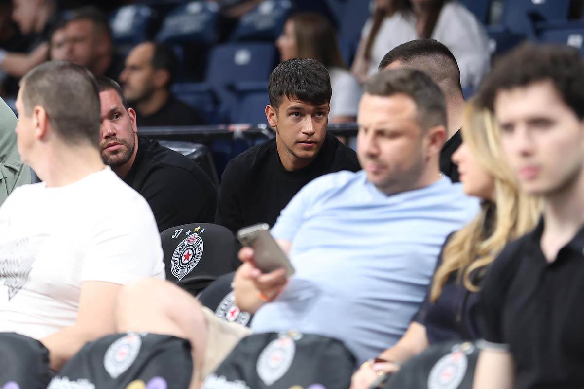 Partizan Budućnost Košarka 1.jpg