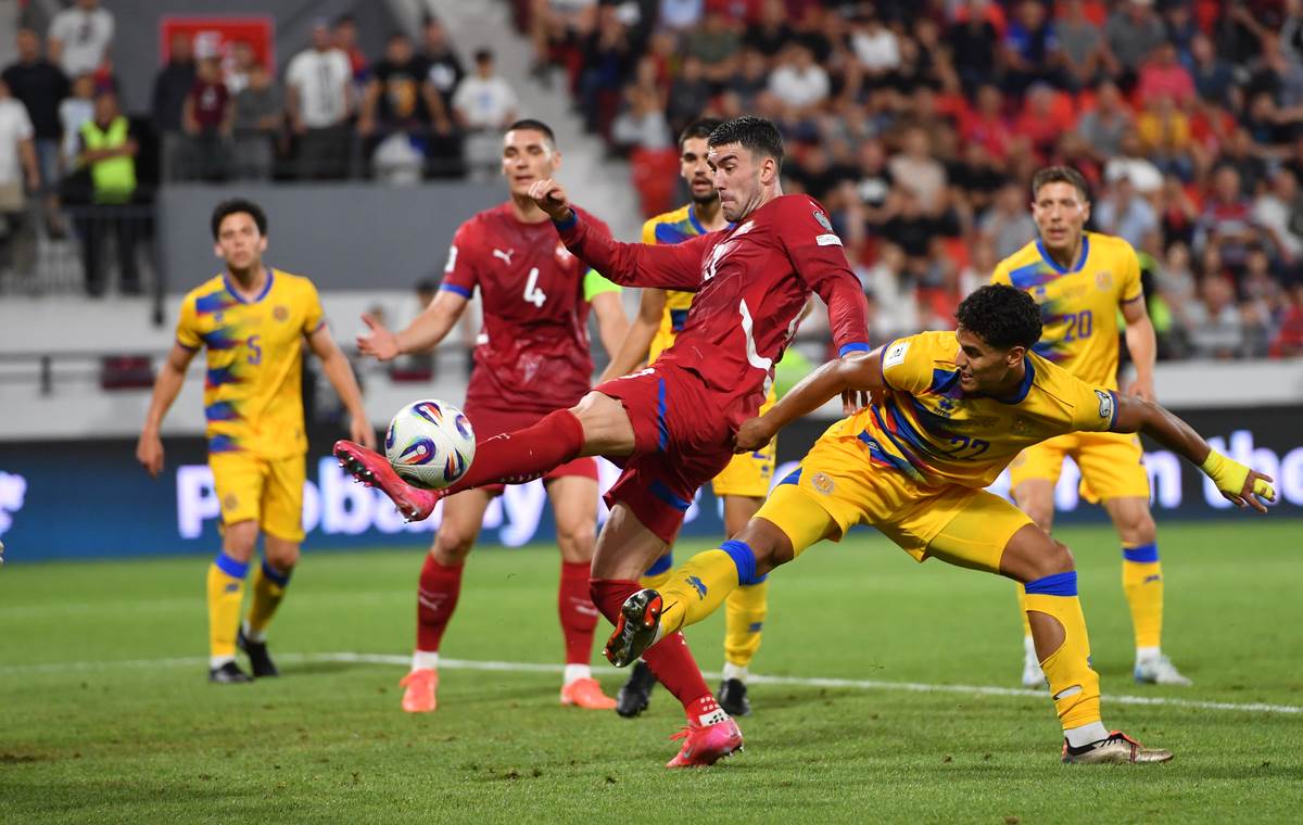 Dušan Vlahović u šansi protiv Andore