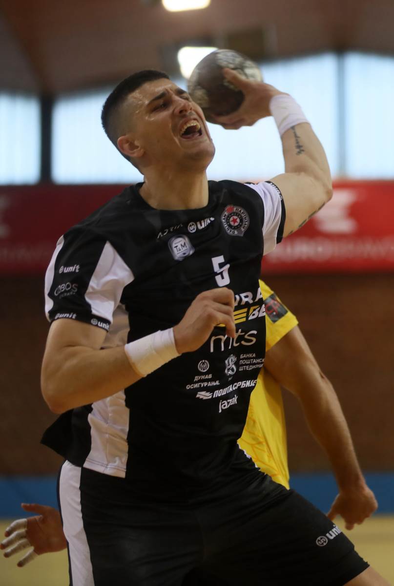 Nikola Crnoglavac (8).jpg