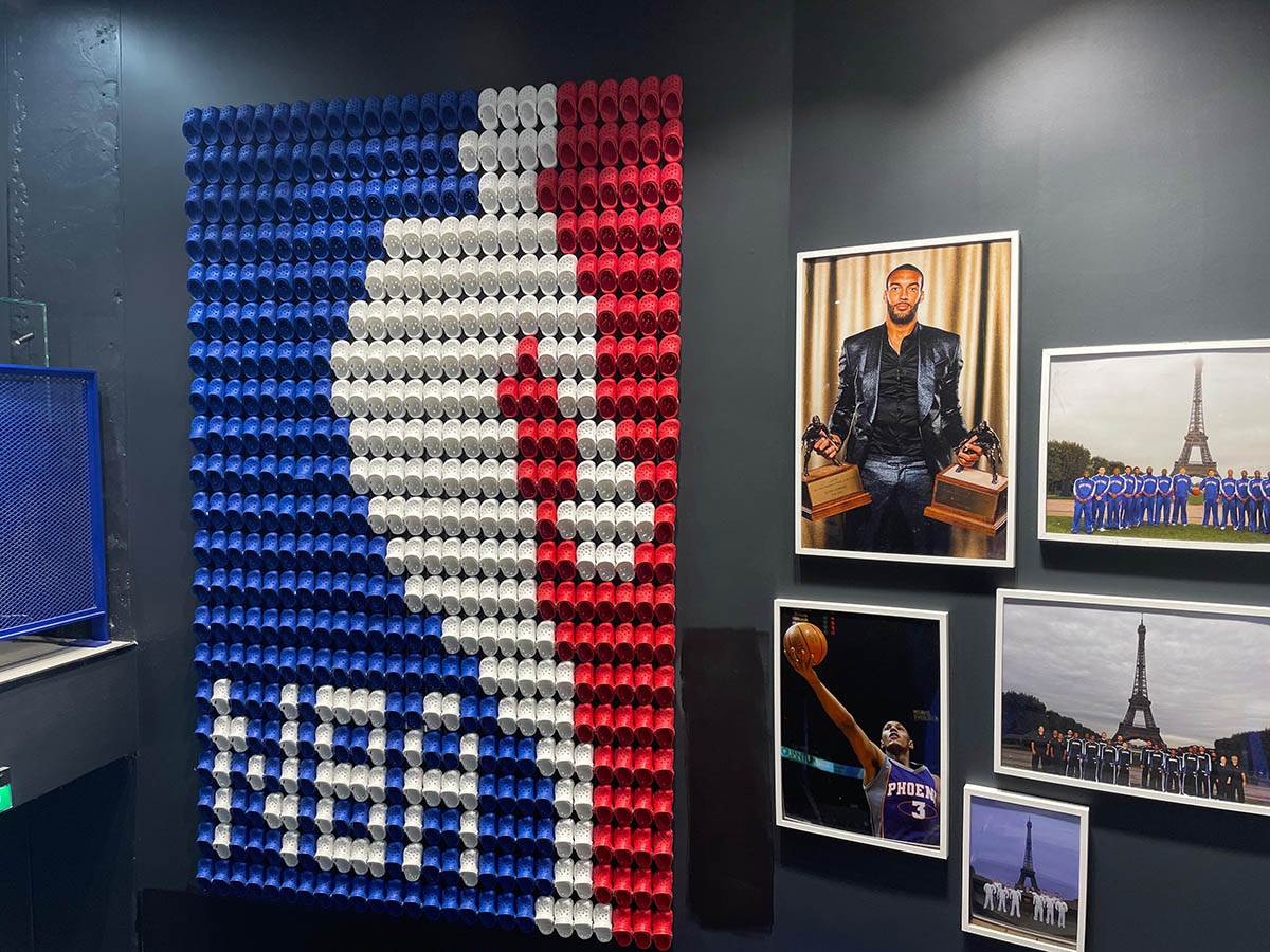 NBA prodavnica u Parizu (21).jpg