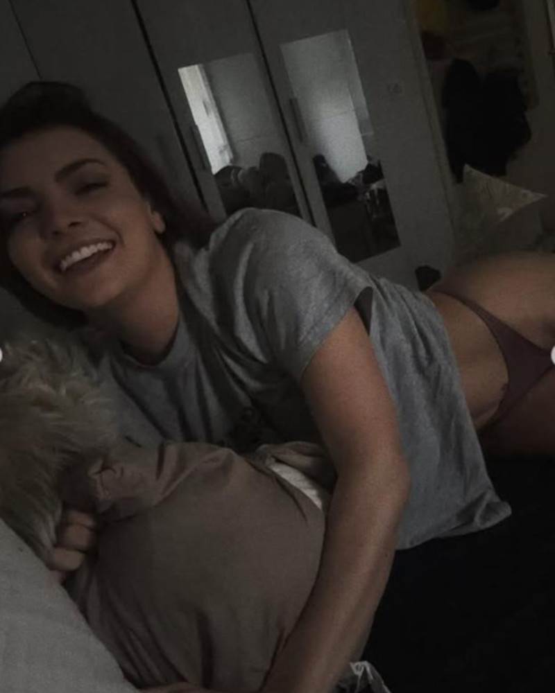 Ela Dvornik provokativne slike u tangama