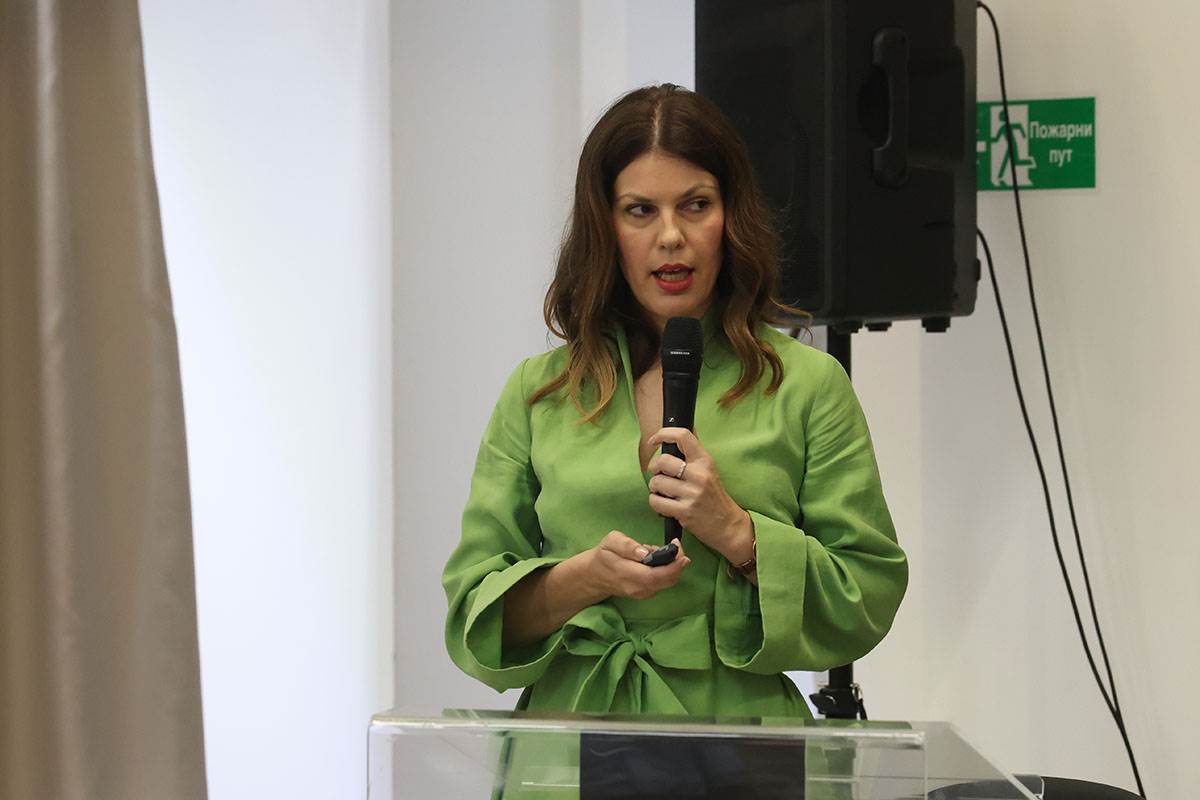 jovana radlović.jpeg