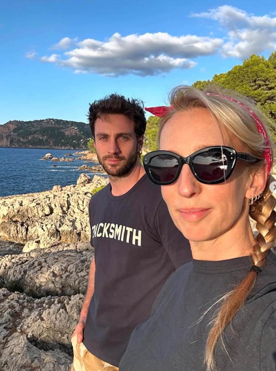 Aron Tejlor-Džonson i supruga 6.jpg