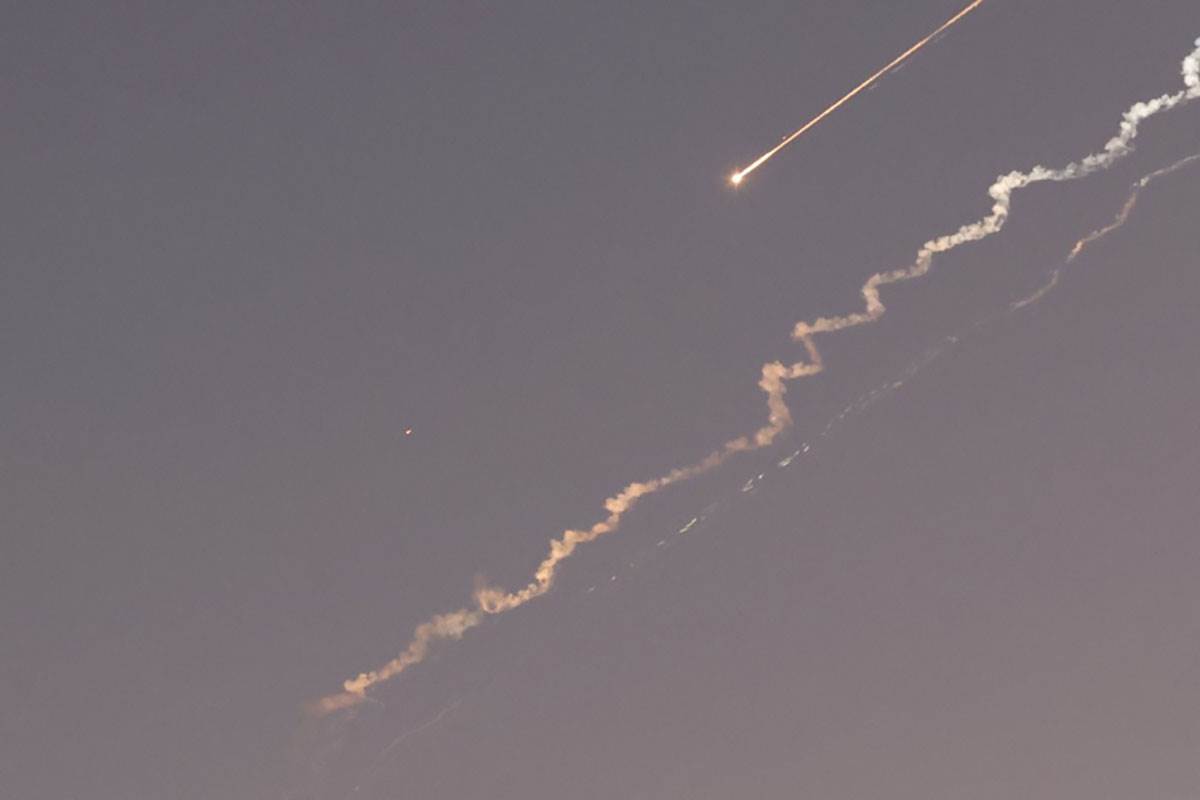 Iran napao Izrael (1).jpg