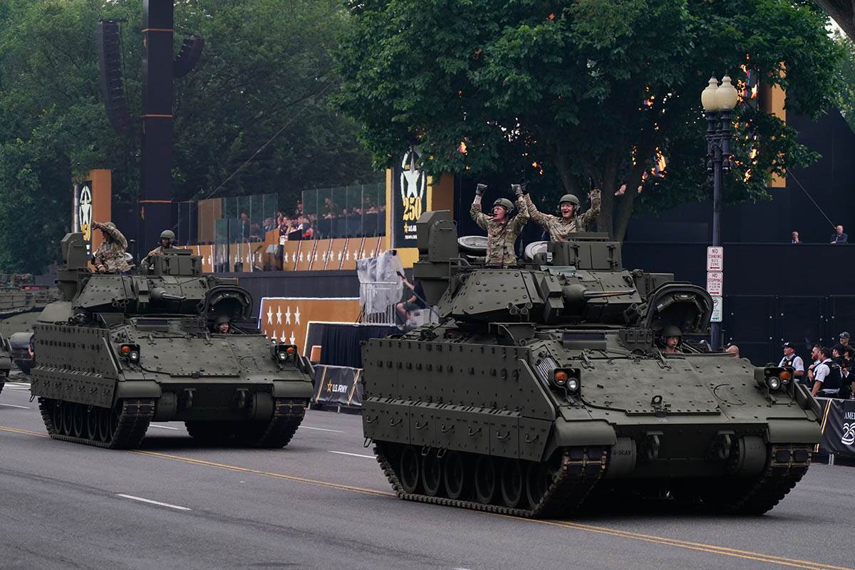 Vojna parada u Americi (6).jpg