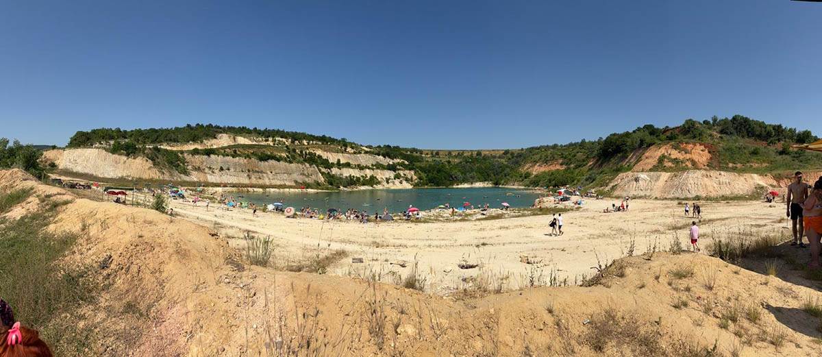 Bešenovačko jezero na Fruškoj gori (5).jpg