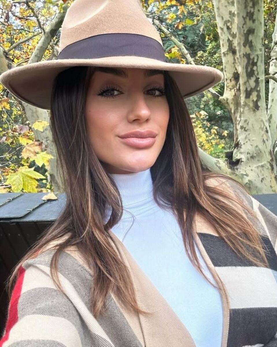 Fati Vaskez pozira i letuje sa Laminom Jamalom