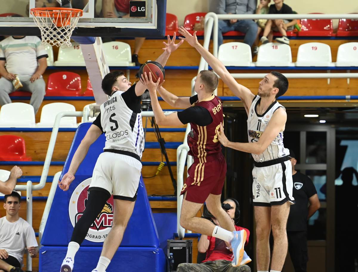 Aleksej Pokuševski povreda protiv FMP