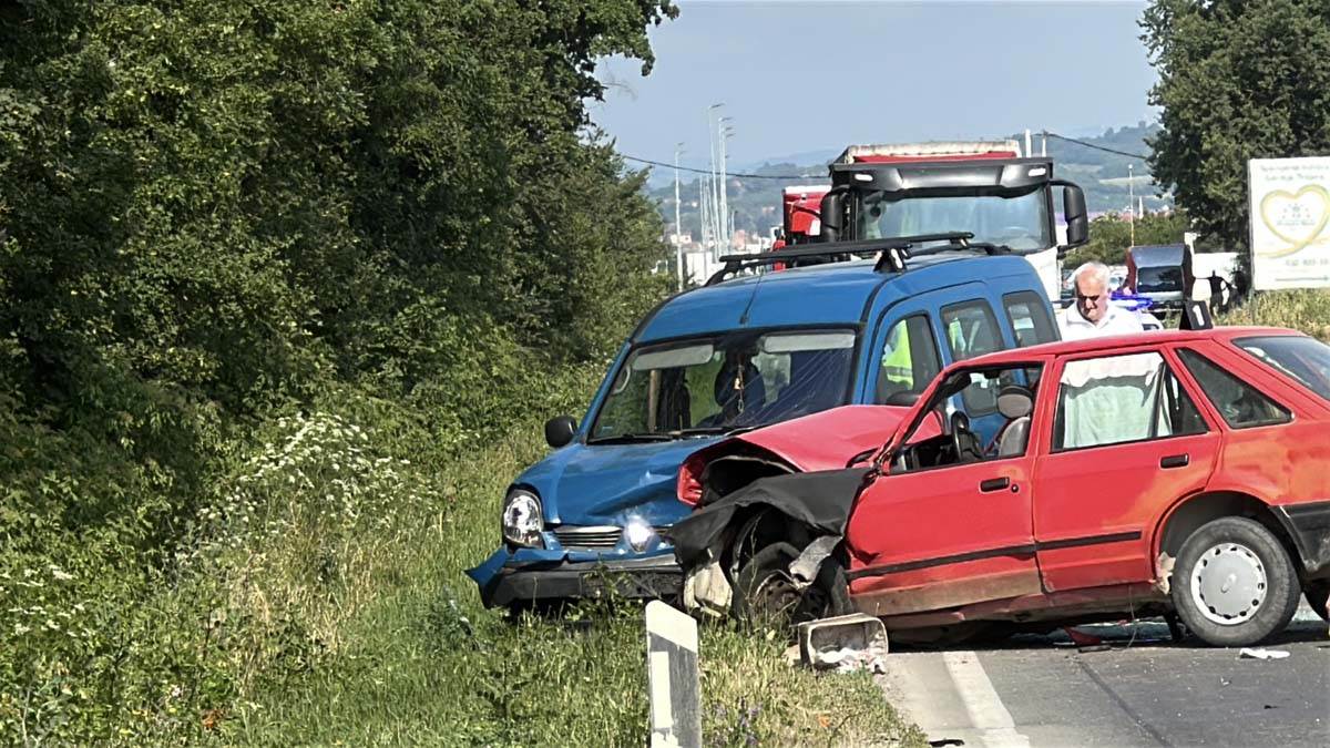 Teška saobraćajna nesreća na magistralnom putu Čačak – Kraljevo 3.jpg