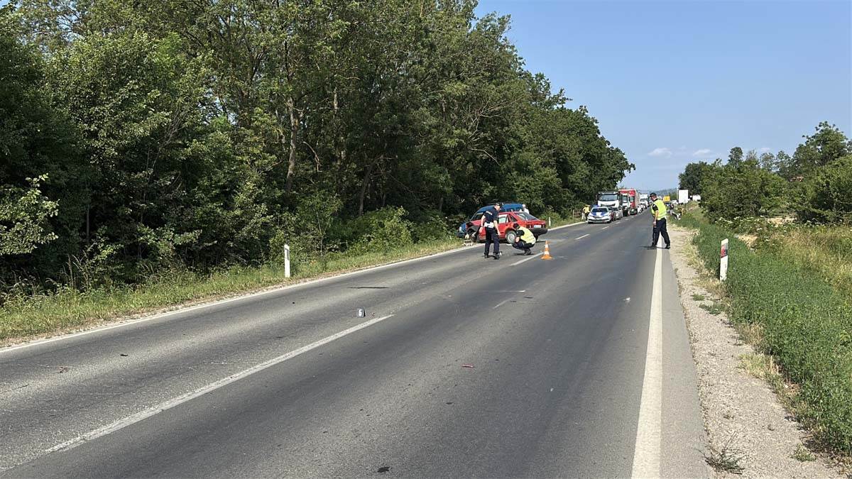 Teška saobraćajna nesreća na magistralnom putu Čačak – Kraljevo 5.jpg