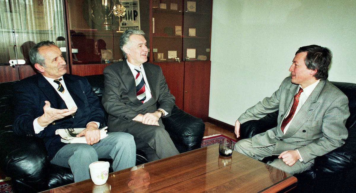 Dimitrije Bjelica i Anatolij Karpov na sastanku