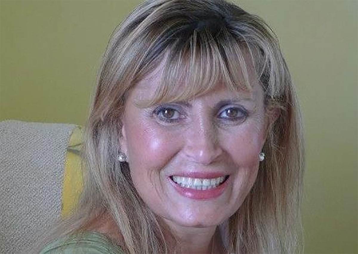 Dženifer Abot (1).jpg