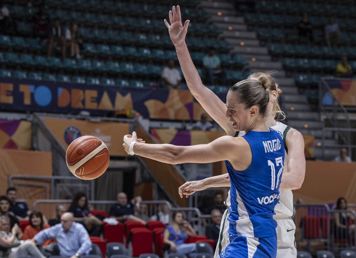 košarka srbija italija ž (4).jpg