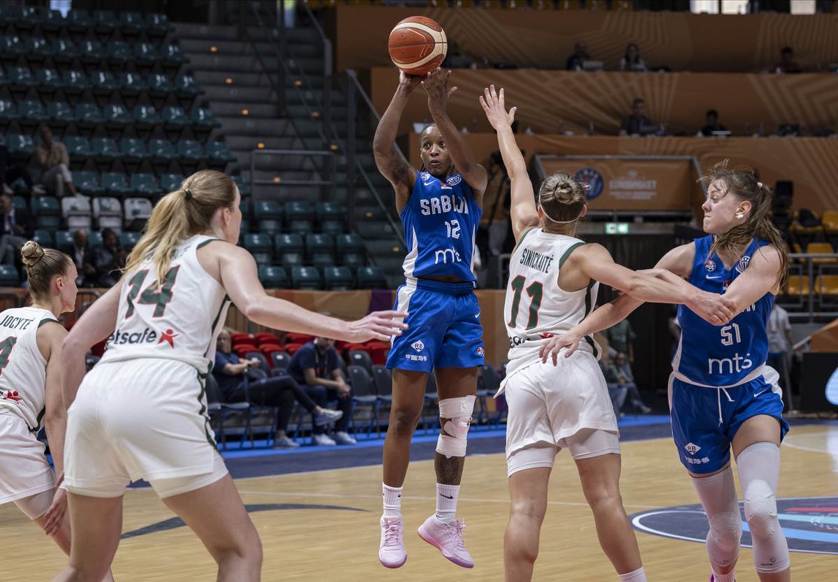 košarka srbija italija ž (9).jpg