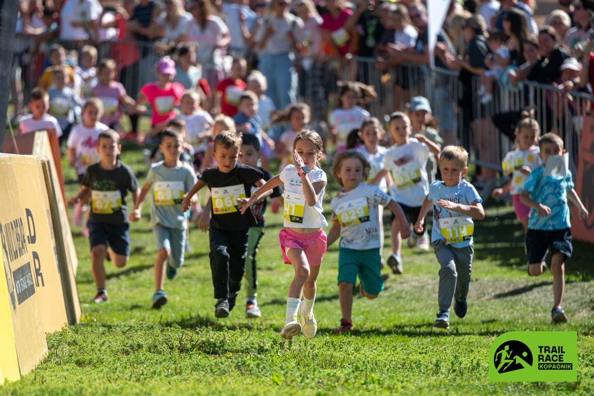 LiveProduction1TrailRace2024Total-9359 copy.jpg