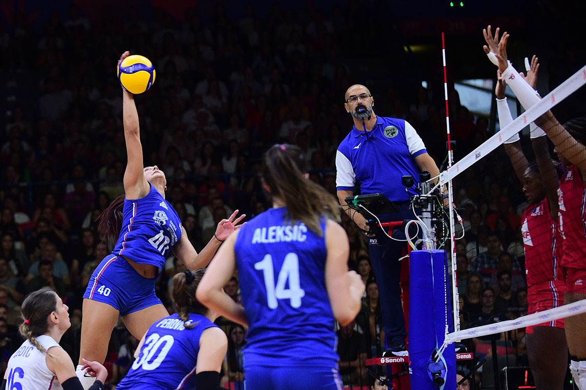 Srbija Francuska odbojka (11).jpg