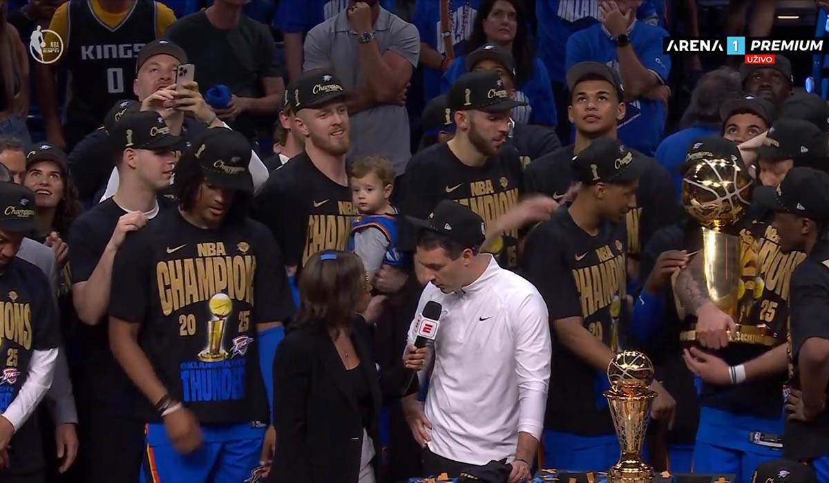 Nikola Topić šampion NBA lige (2).jpg