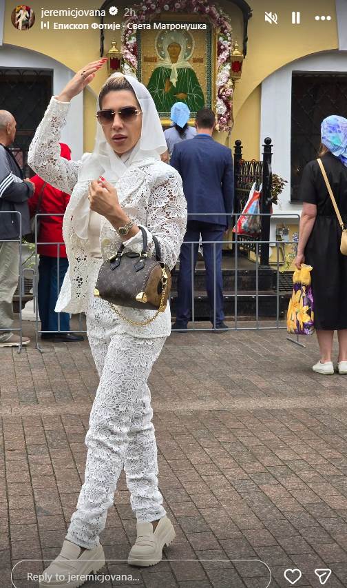 jovana jeremić u rusiji (4).png