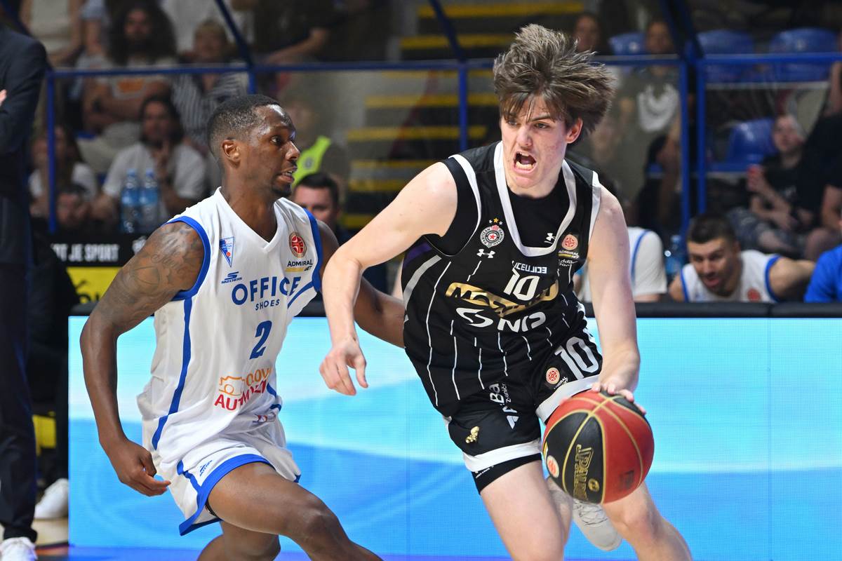 Umoja Gibson i Uroš Mijailović u prvom finalnom meču KLS