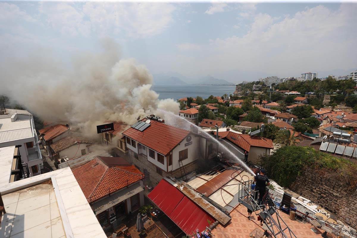 Požar u hotelu u Antaliji 1.jpg