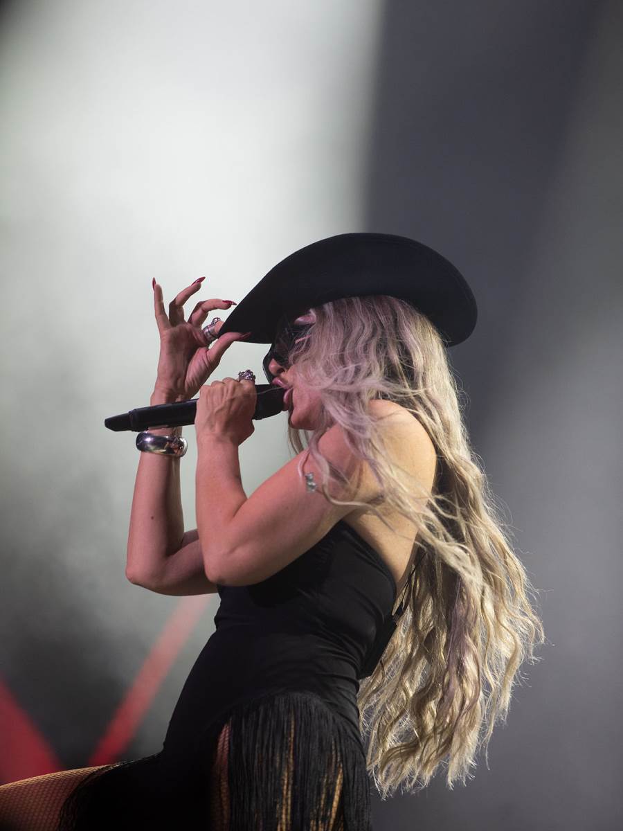 Senidah nastup (2).jpg