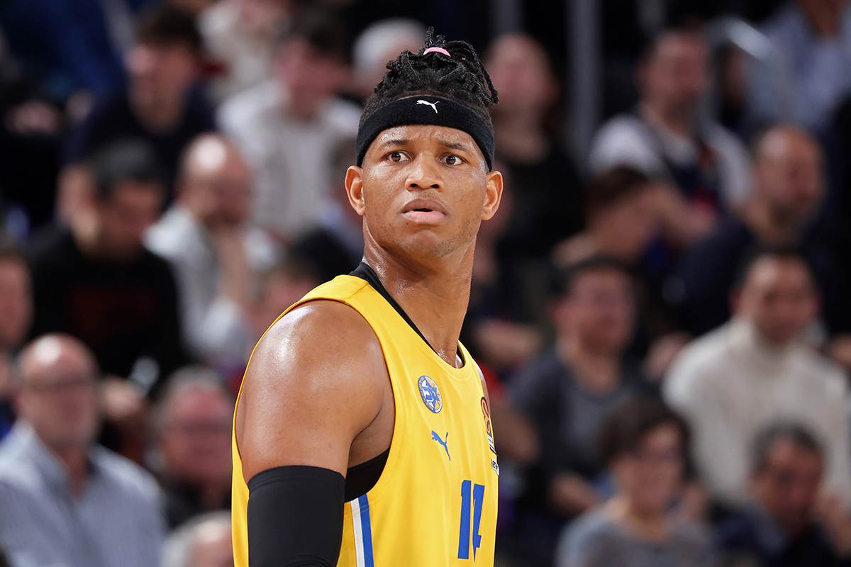 Rivero u dresu Makabija.