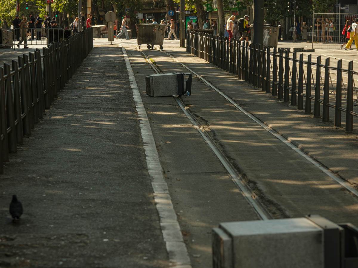 blokada_ulica_pravni_fakultet_bulevar_stefan_stojanović_ (8).jpg