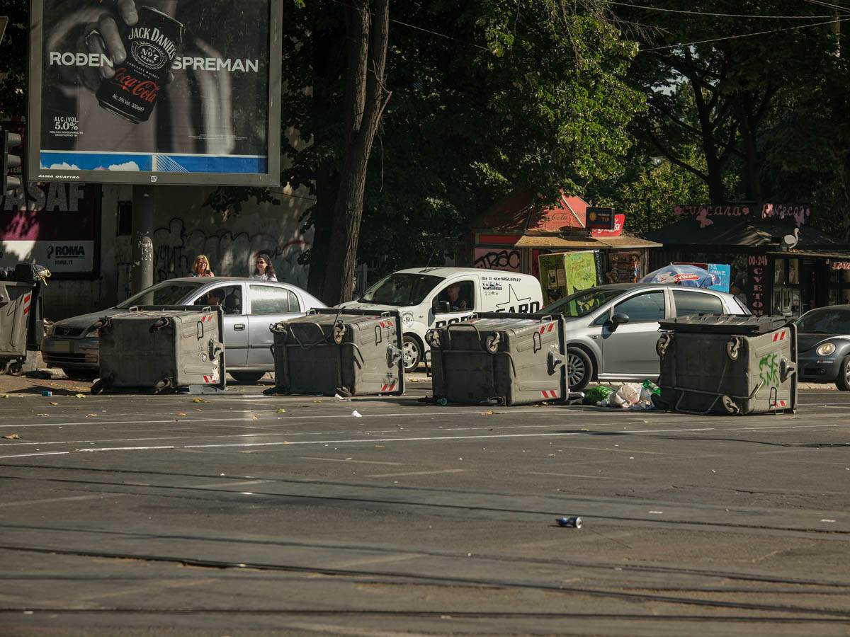 blokada_ulica_pravni_fakultet_bulevar_stefan_stojanović_ (12).jpg