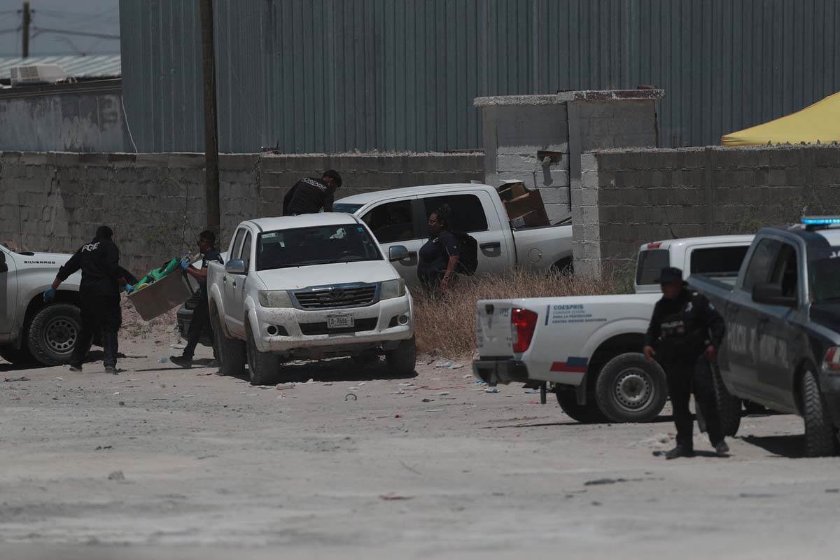 pronađeni ostaci skoro 400 ljudskih tela u Meksiku 1.jpg