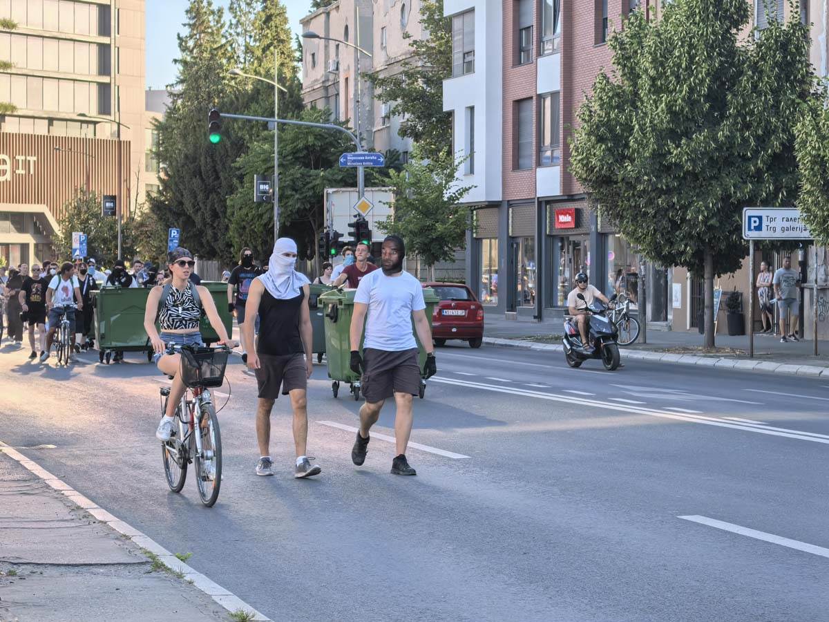 Blokada Novi Sad 3.jpg