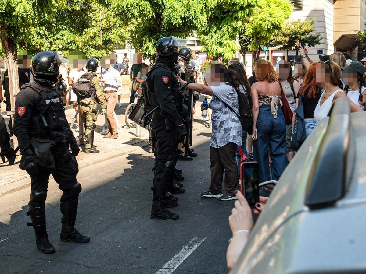 Hapsenje kod Doma vojske Francuska ulica (2).jpg