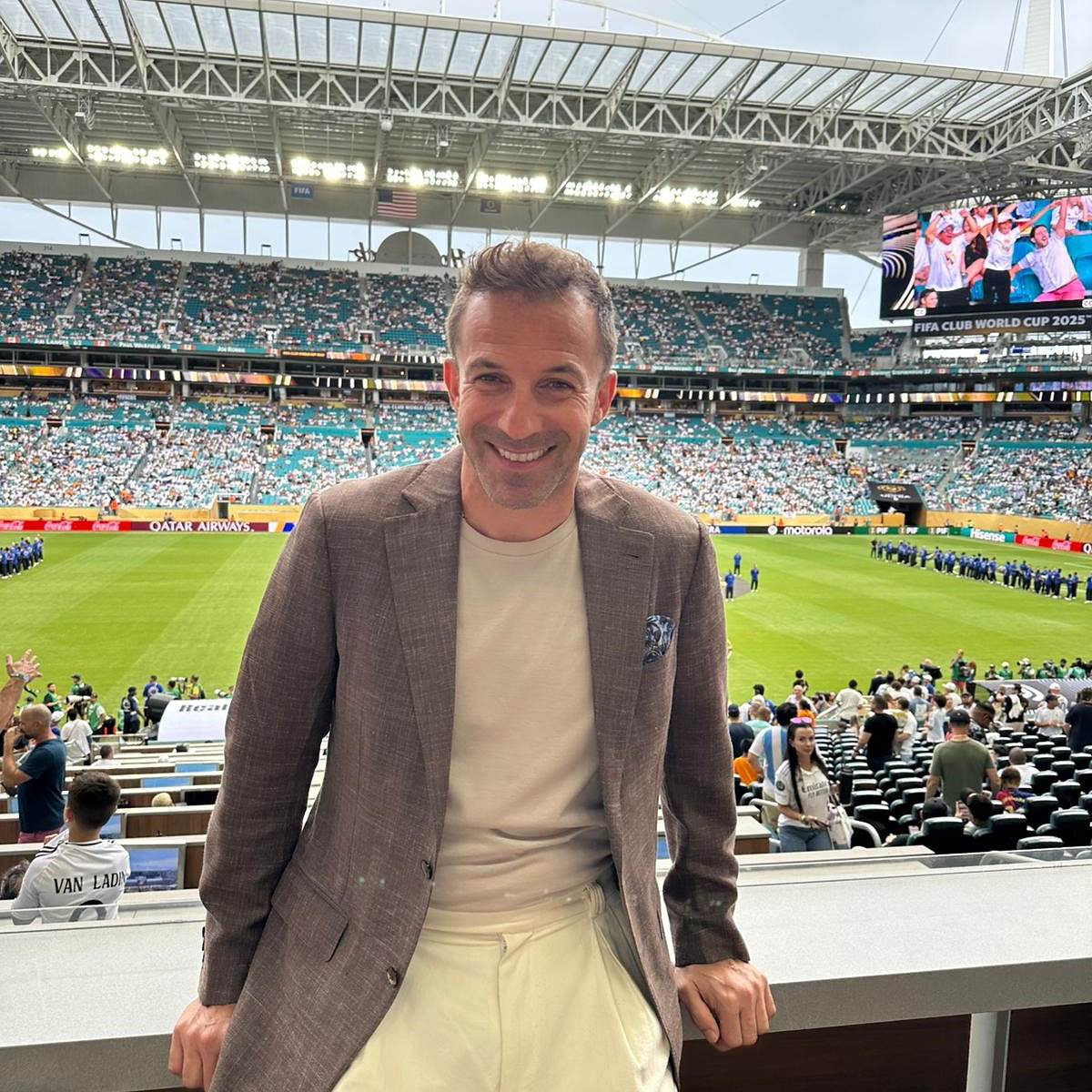 Alesandro Del Pjero i Piksi (5).jpg