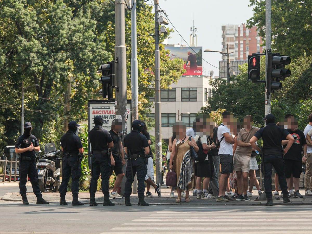 Blokada Pravni fakultet (4).jpg