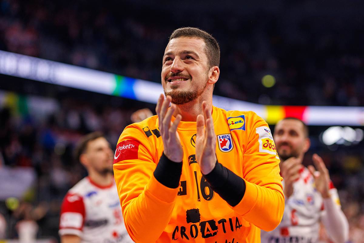 Filip Ivić u dresu Hrvatske.