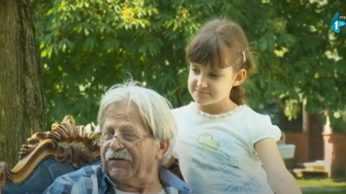 Fazoni i fore Ljubivoje Ršumović devojčica.jpg