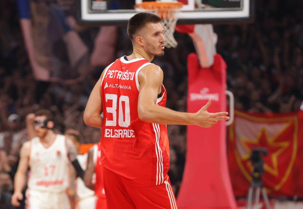 Filip Petrušev na utakmici Zvezda Bajern u Evroligi