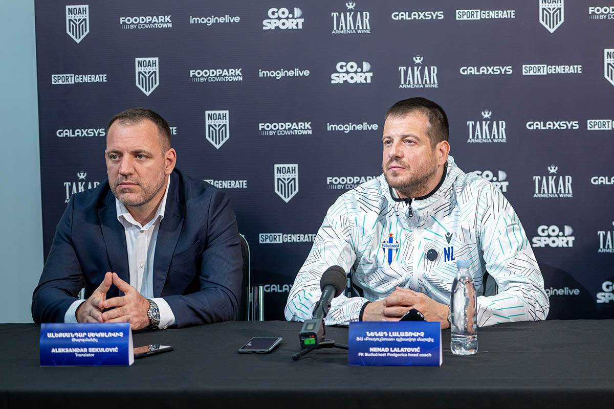 Nenad Lalatović u opremi Budućnosti.