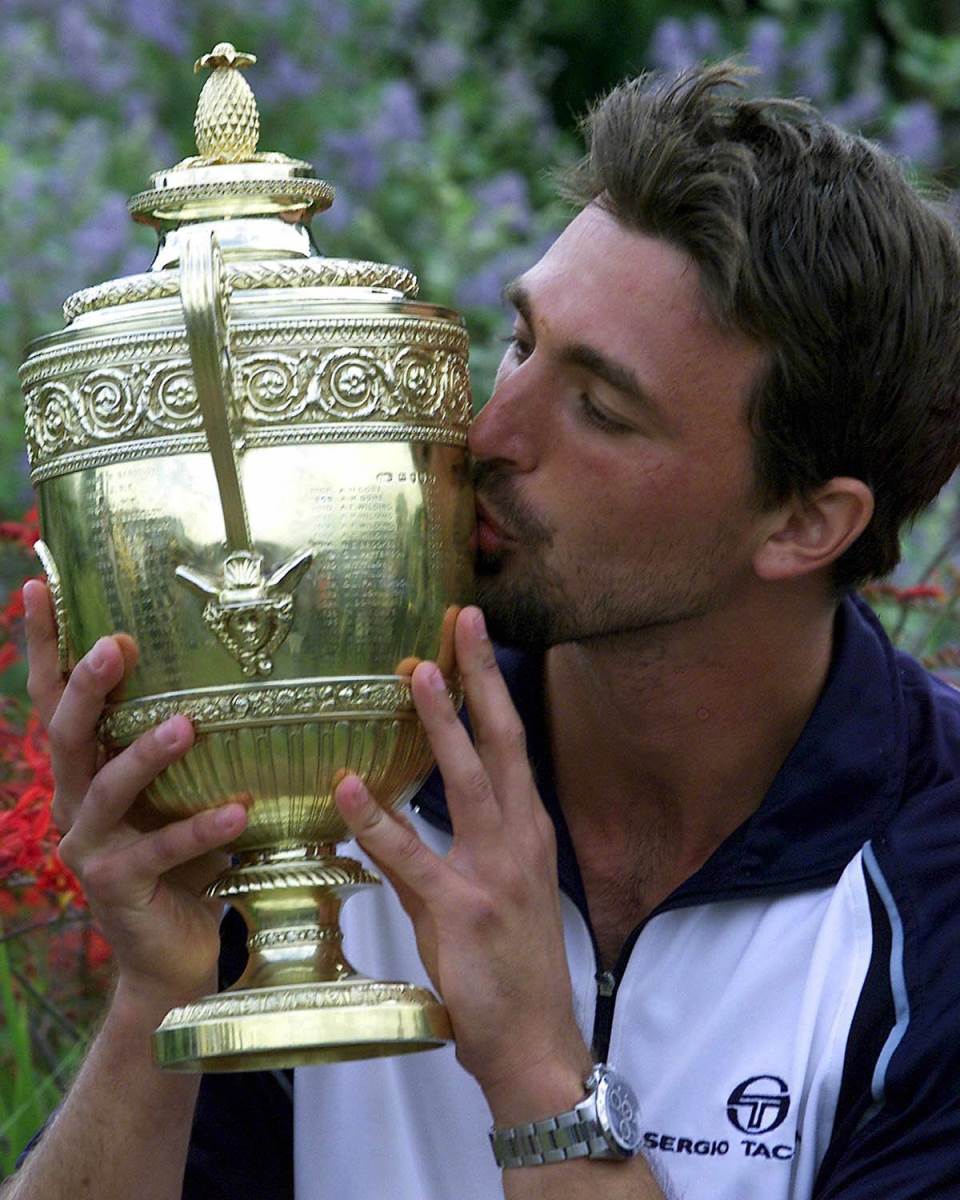 Goran Ivanišević osvojio Vimbldon 2001. godine (1).jpg