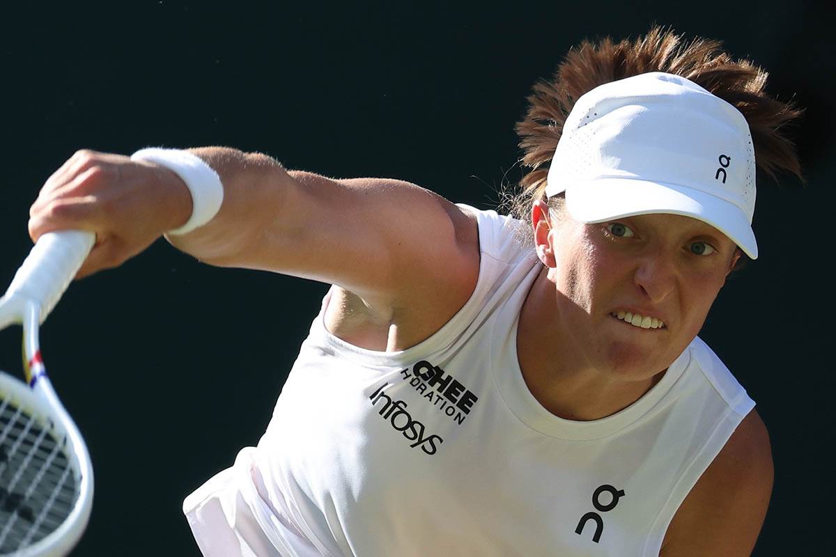 Iga Švjontek (1).jpg