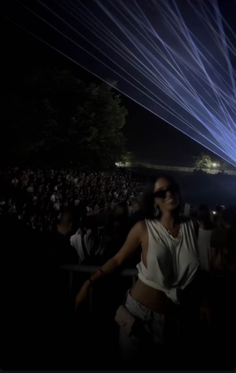 Đina Džinović bez brusa