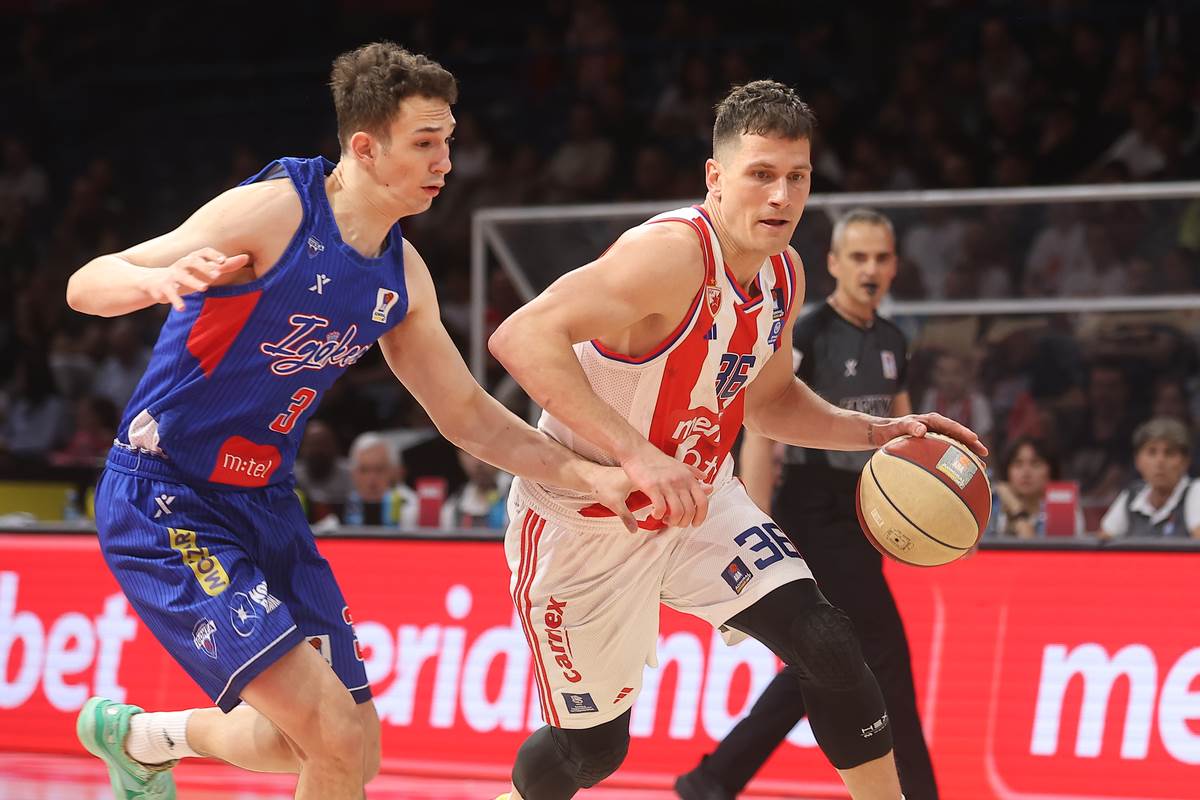 Ognjen Radošić i Nemanja Nedović na meču u Areni