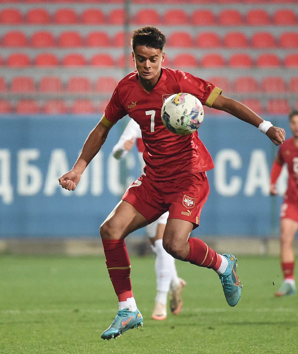 Luka Zarić na utakmici reprezentacije Srbije u U17 uzrastu