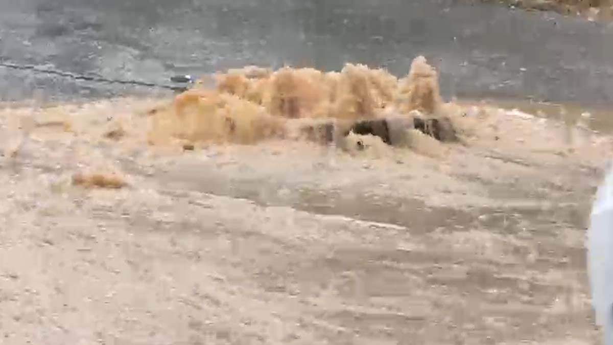 Potop na ulicama Novog Pazara 3.jpg