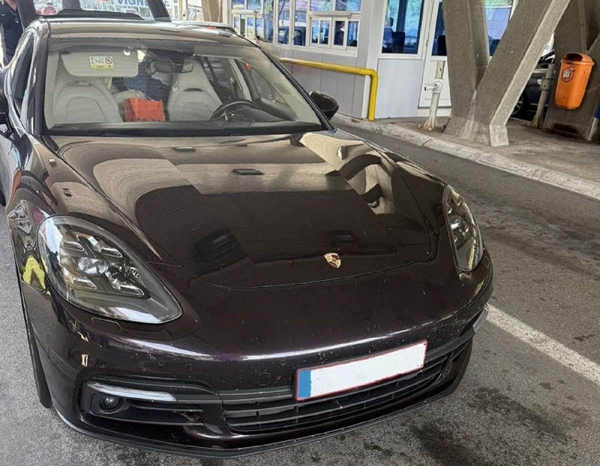 Zaplena na carini 3.jpg