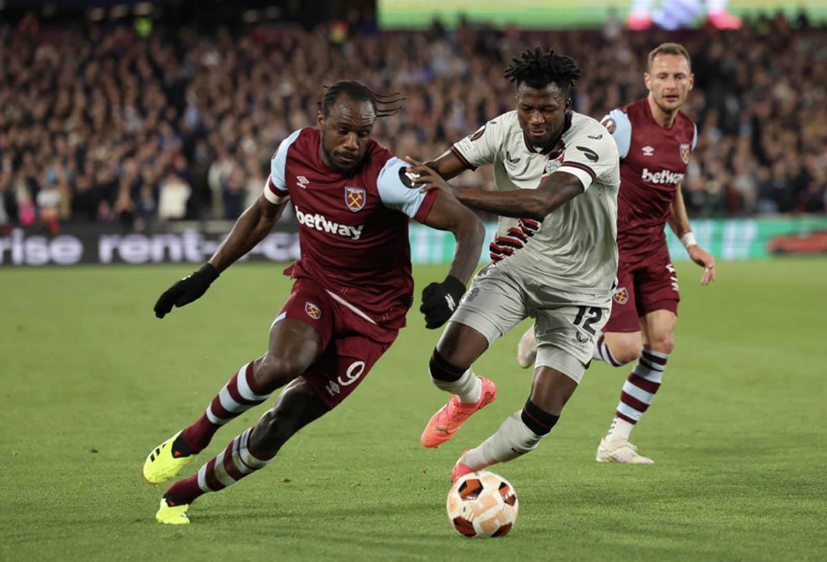 Michail Antonio 1.jpg