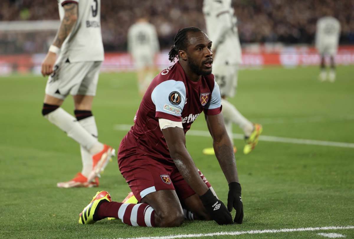 Michail Antonio 2.jpg